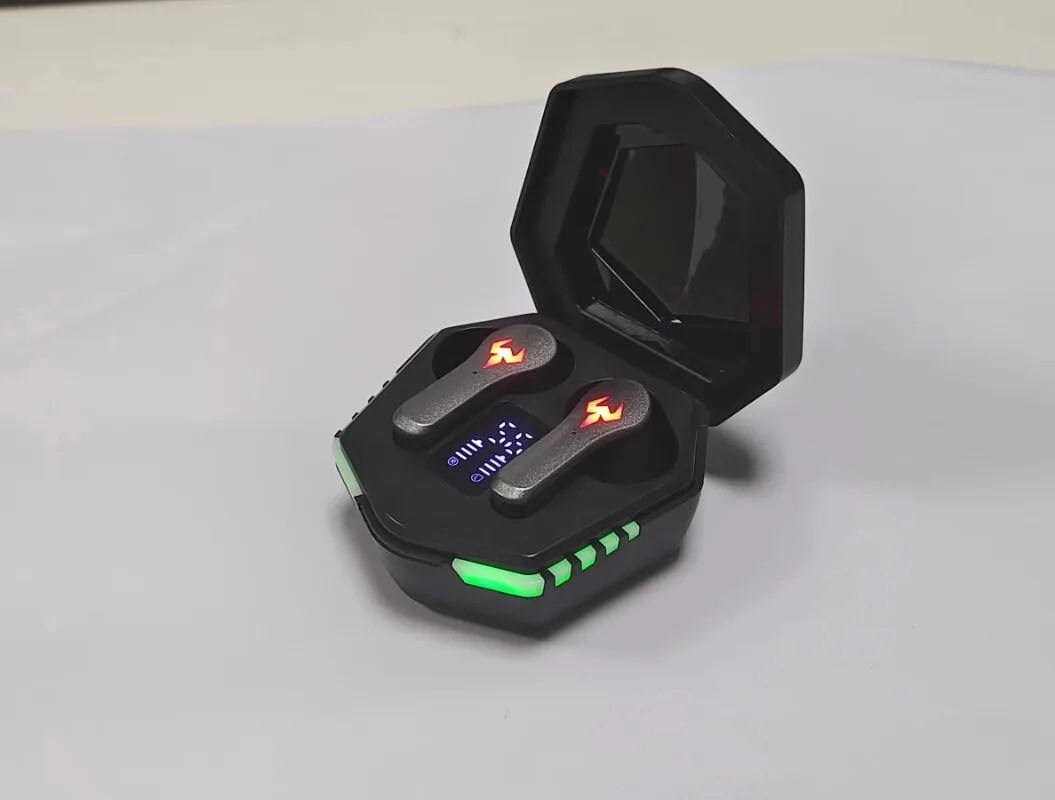 Digital Display TWS Bluetooth Earbuds with Active Noise Cancellation