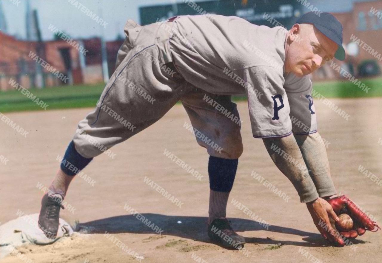GW181 Hal Rhyne Pittsburgh Pirates 1920 8x10 11x14 16x20 Colorized Photo