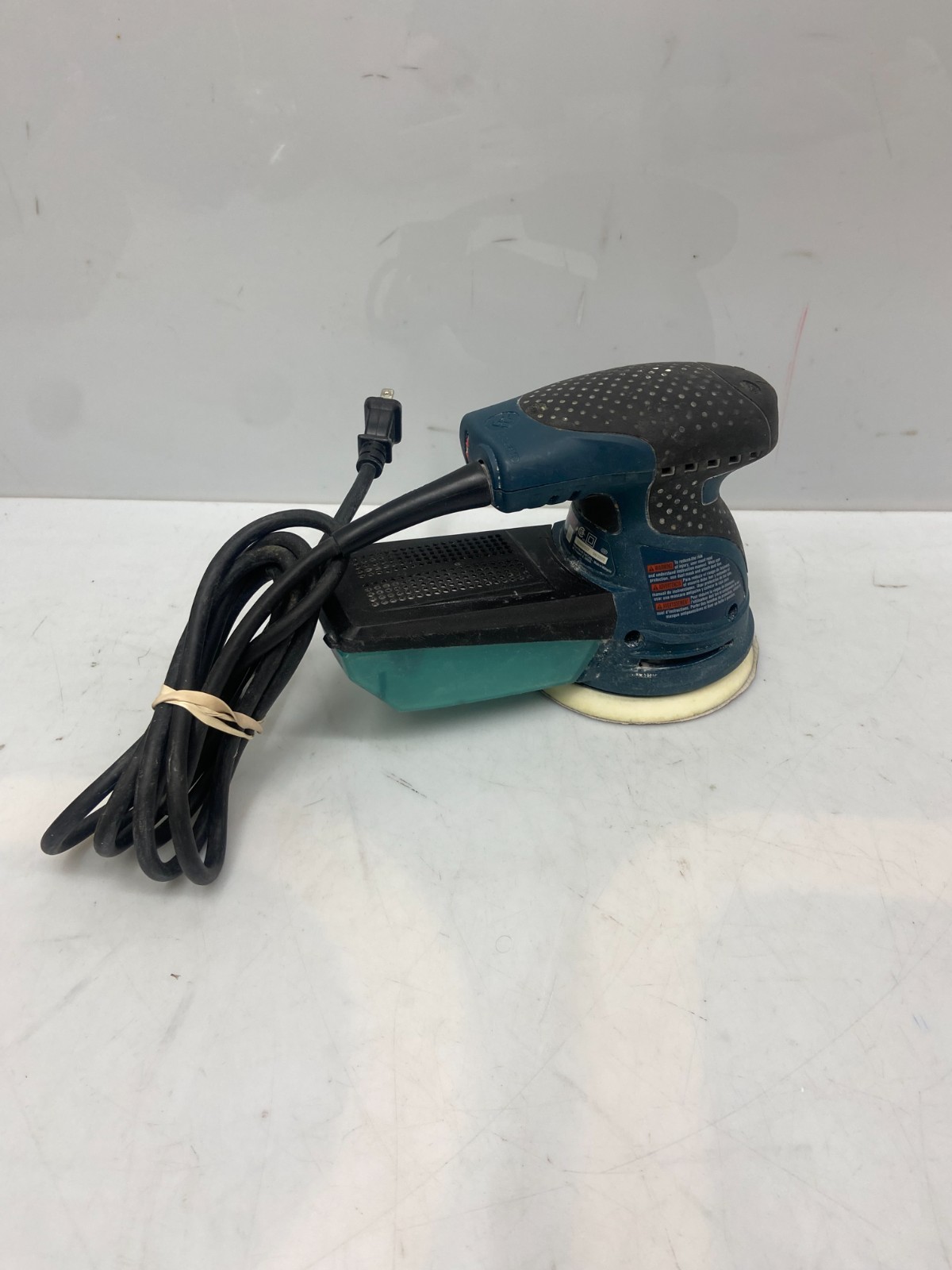 BOSCH 5" Orbital Sander ROS20VS - Corded Electric , Tested & Working