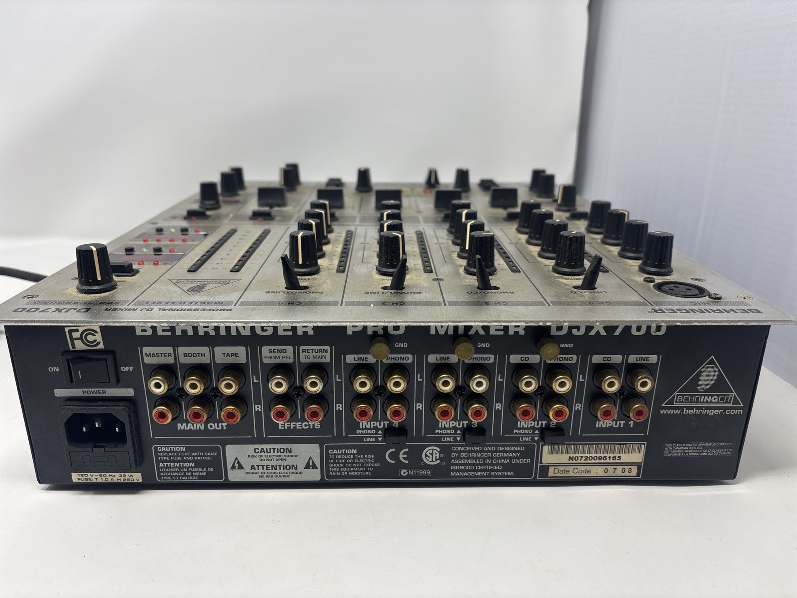 Behringer Professional DJ Mixer DJX700