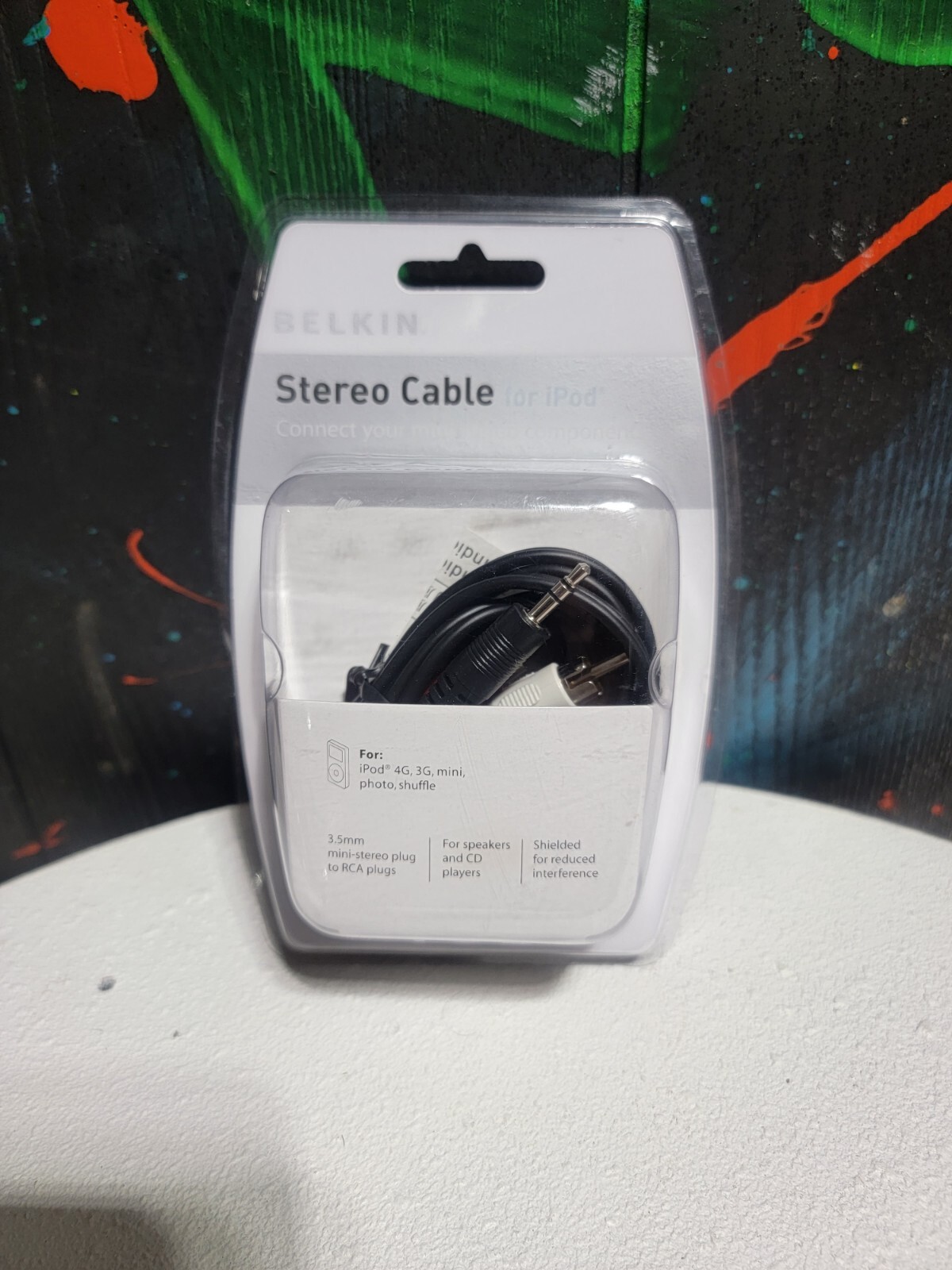 Belkin F8V235-06 3.5mm Male to RCA Mini Stereo Male Cable, Black, 6 Ft