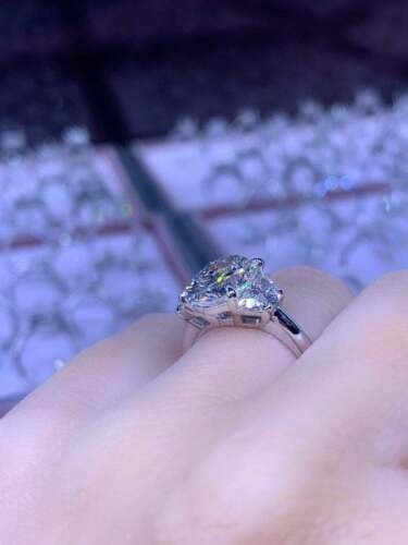 White Diamond 3.20 Ct Lab-Created Oval Cut Wedding Ring 925 Sterling Silver