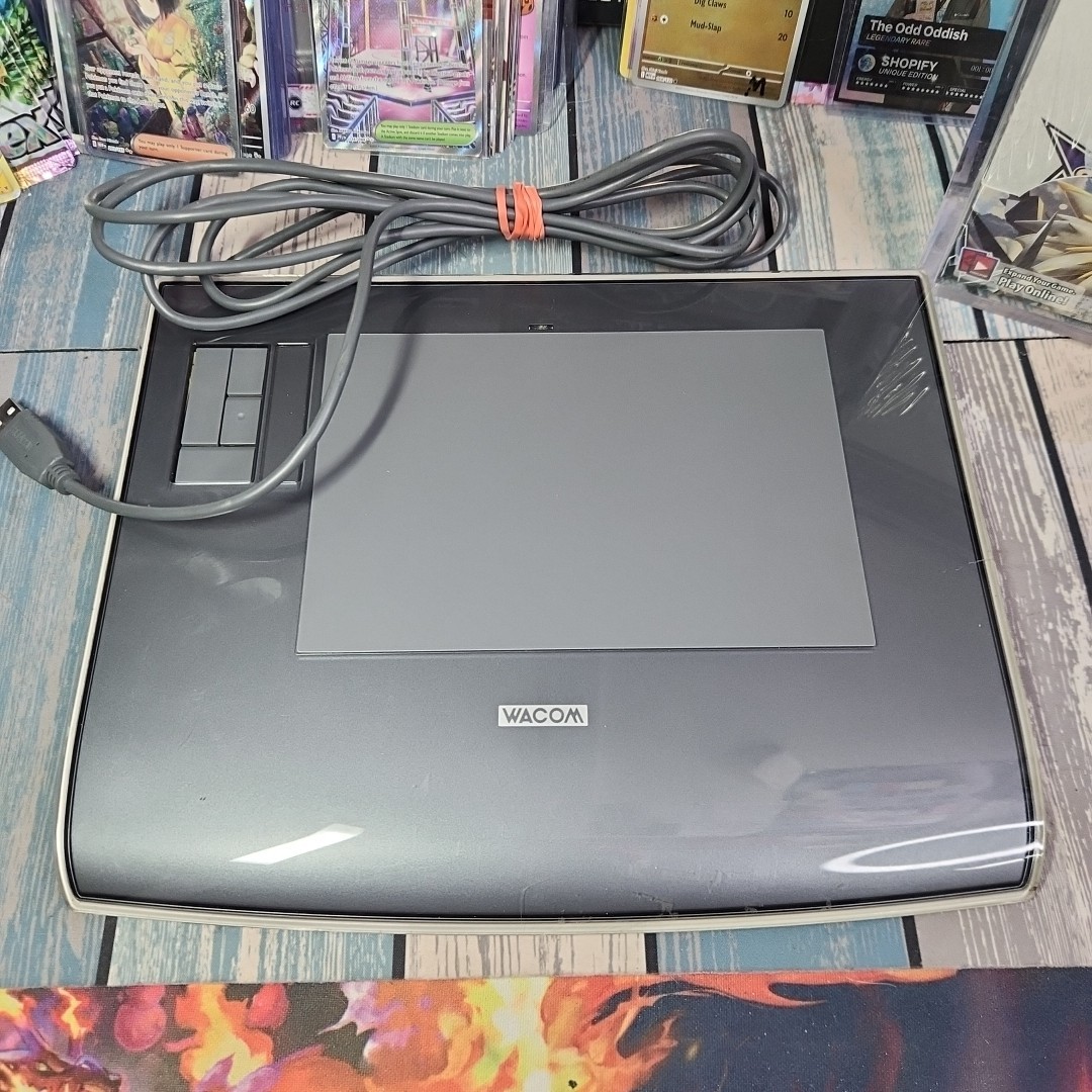 Wacom Intuos3 Professional 4x6 USB Tablet PTZ-431W TABLET (NO PEN) Nice Conditio