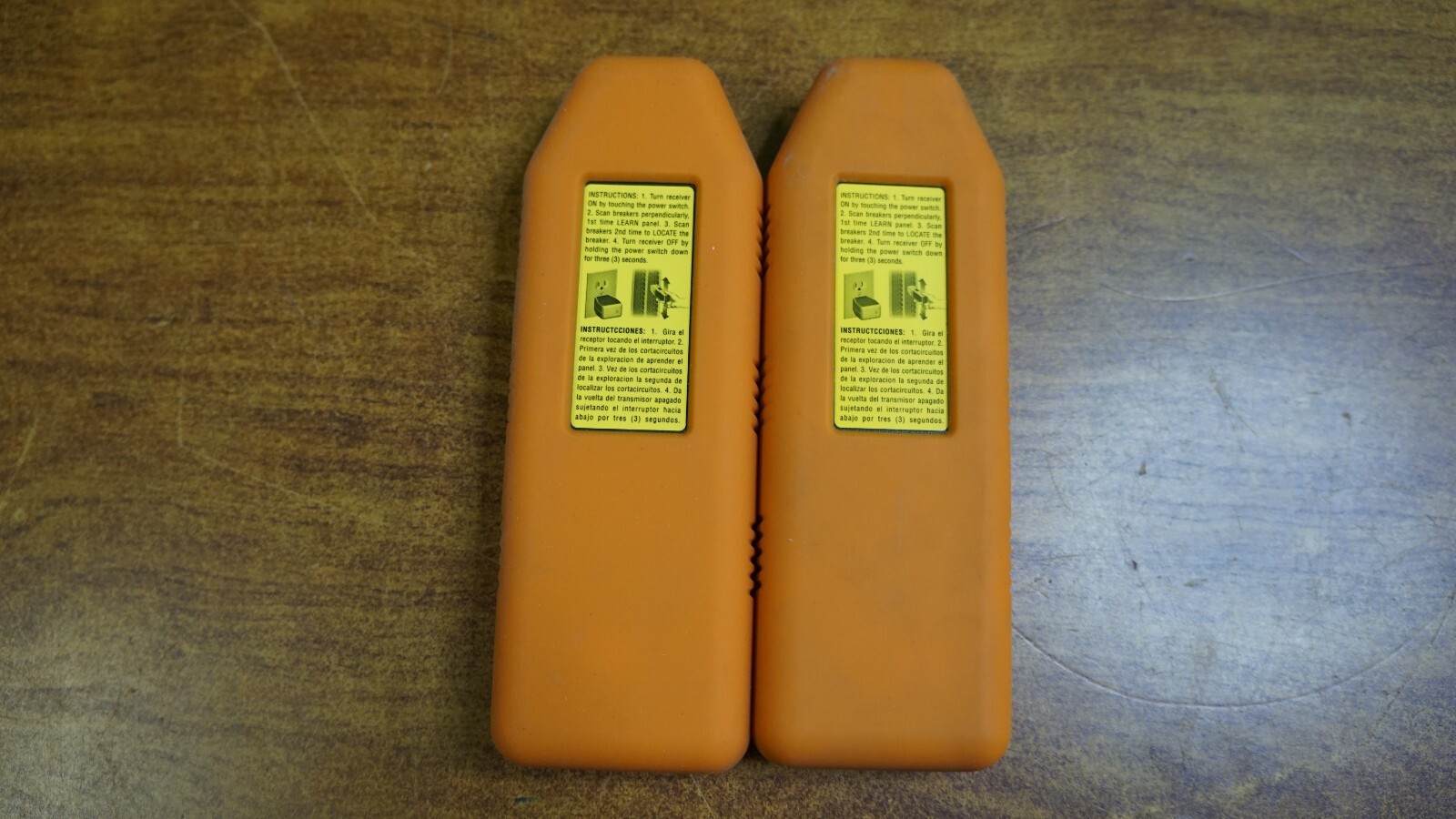 (2) Klein Tools ET300 Digital Circuit Breaker Finder - UNIT ONLY