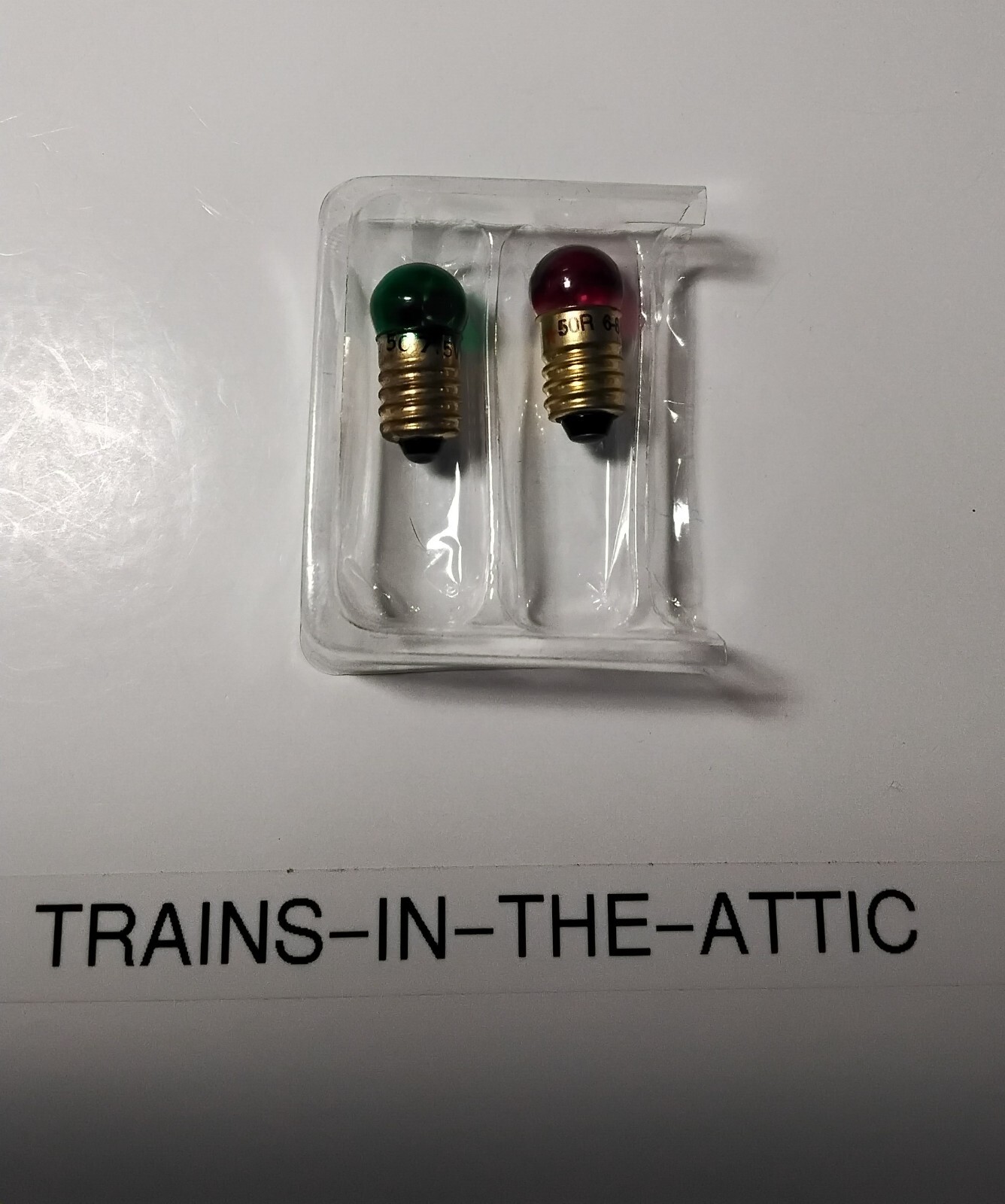 LIONEL BULB 153 BLOCK SIGNAL PRE 1950 50 RED AND 50 GREEN NEW ONE EACH