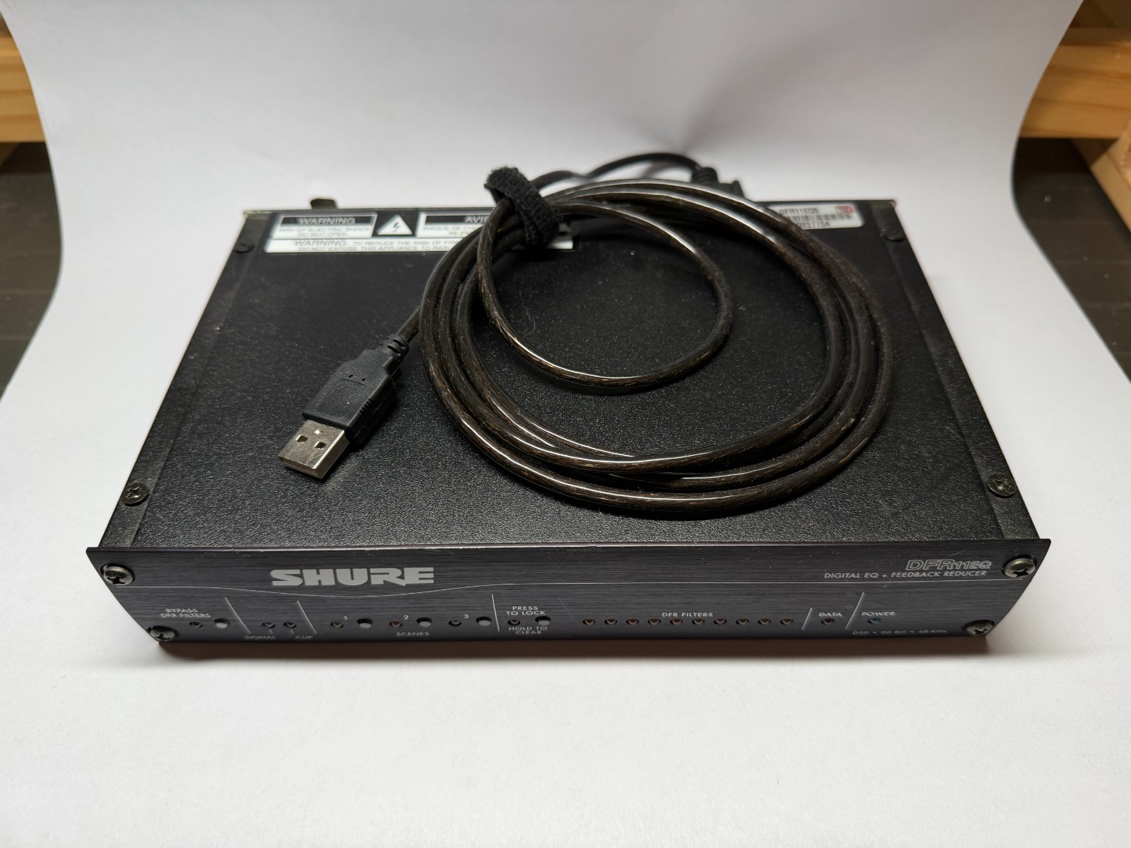 Shure DFR11EQ Digital EQ + Feedback Reducer, w/DSUB to USB Cable & IEC