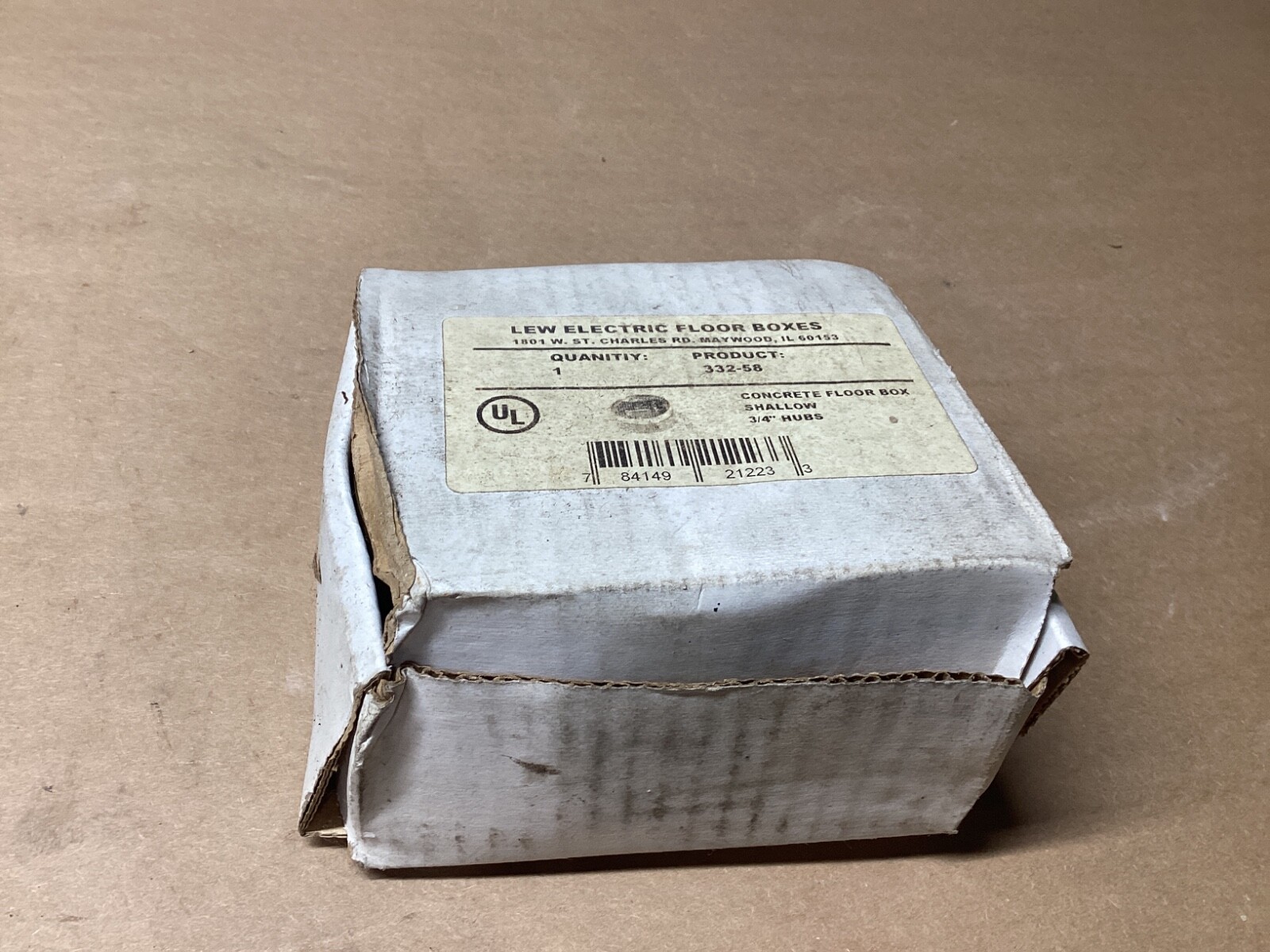 Lew Electric 332-58 Floor Box. 3/4" Hubs #105G132*CO