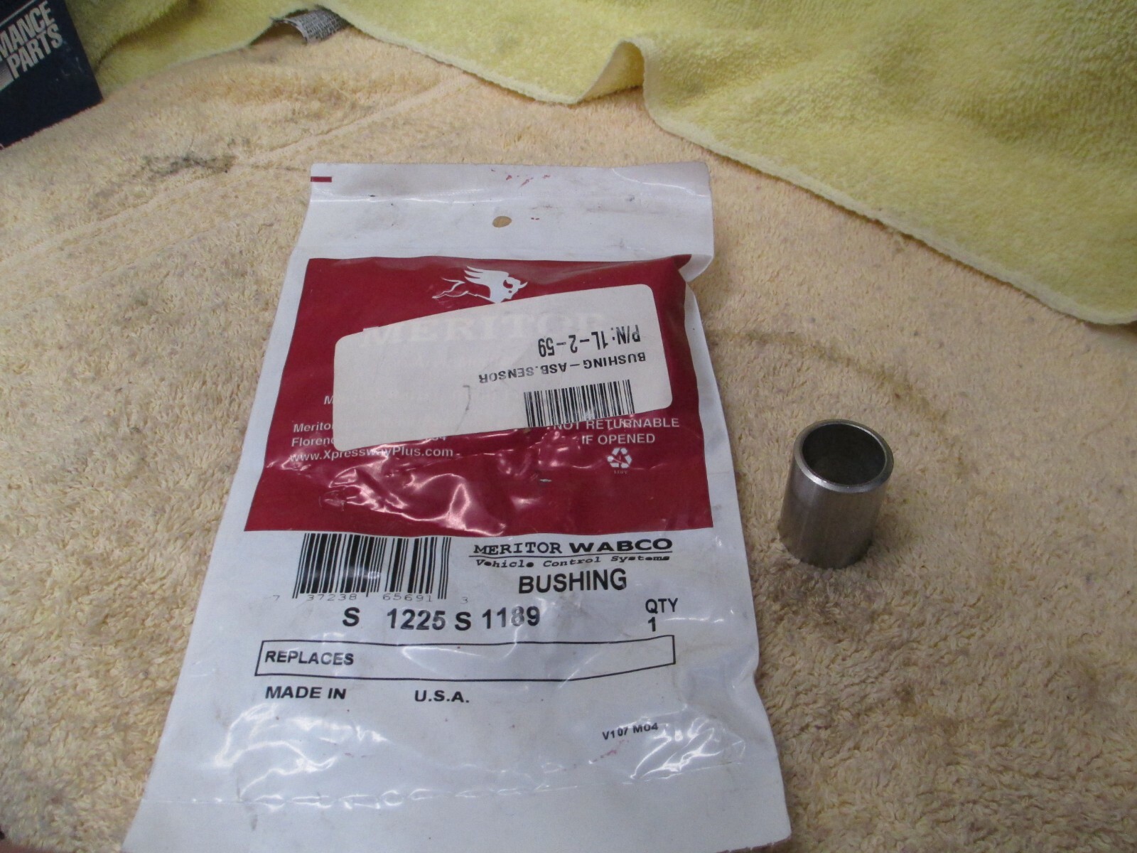 Meritor S1225S1189 ABS Sensor Mounting Bushing, New, S 1225 S 1189,  A12