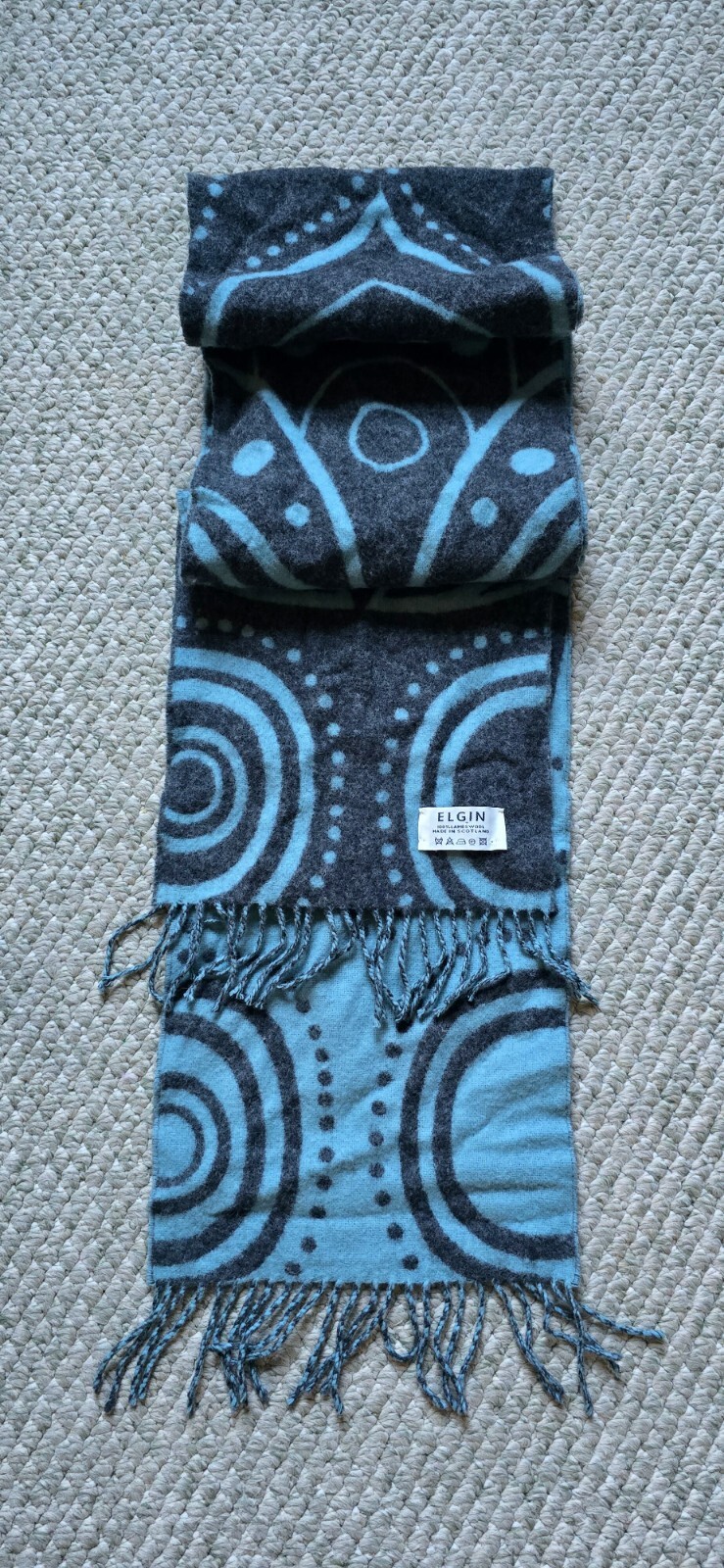 Elgin Scarf 100% Lambs Wool Scotland Grey Blue Reversible 68"
