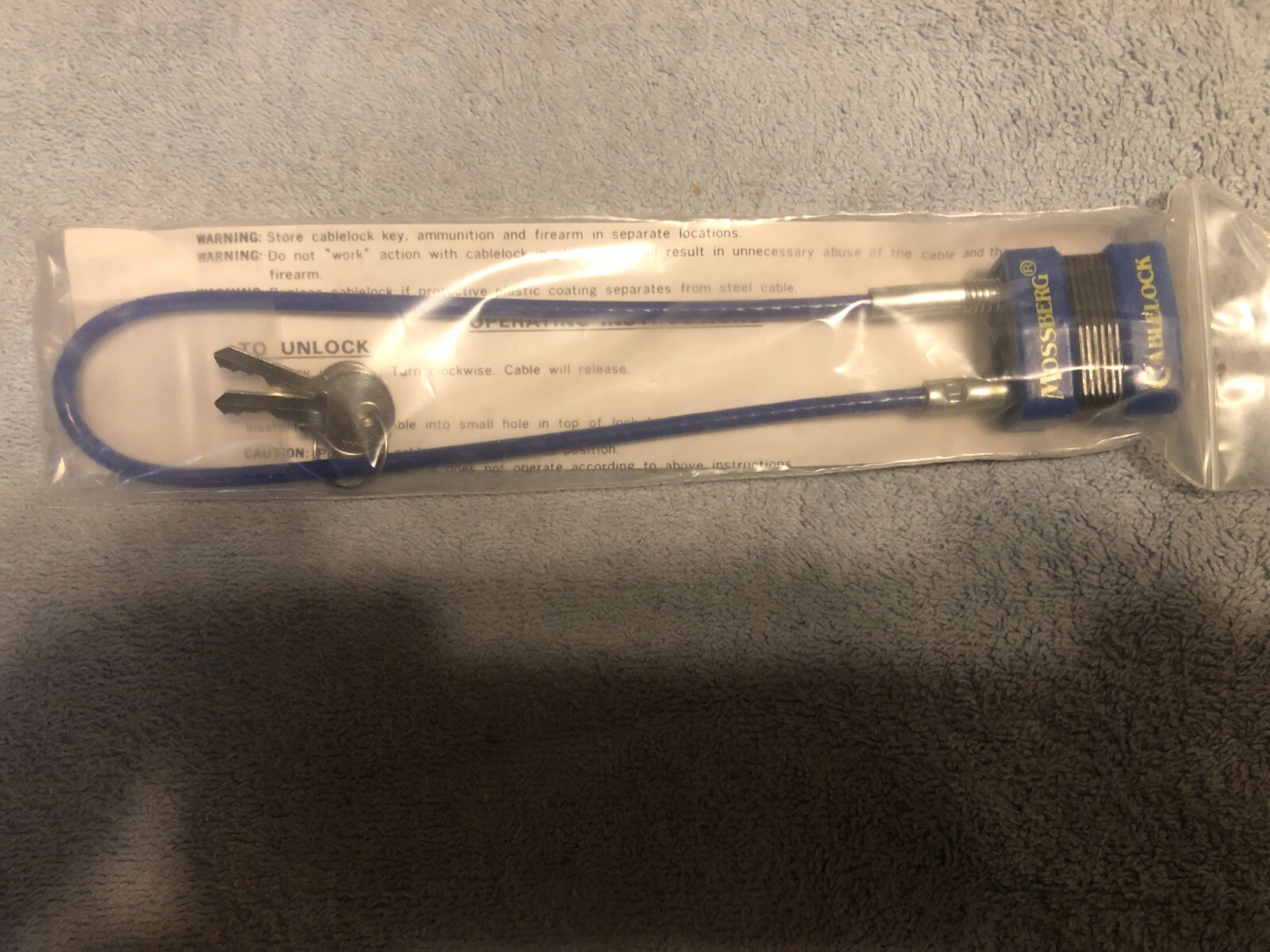Mossberg Cable Lock, Gun Firearm Lock, Blue, w/ Instructions & 2 Keys