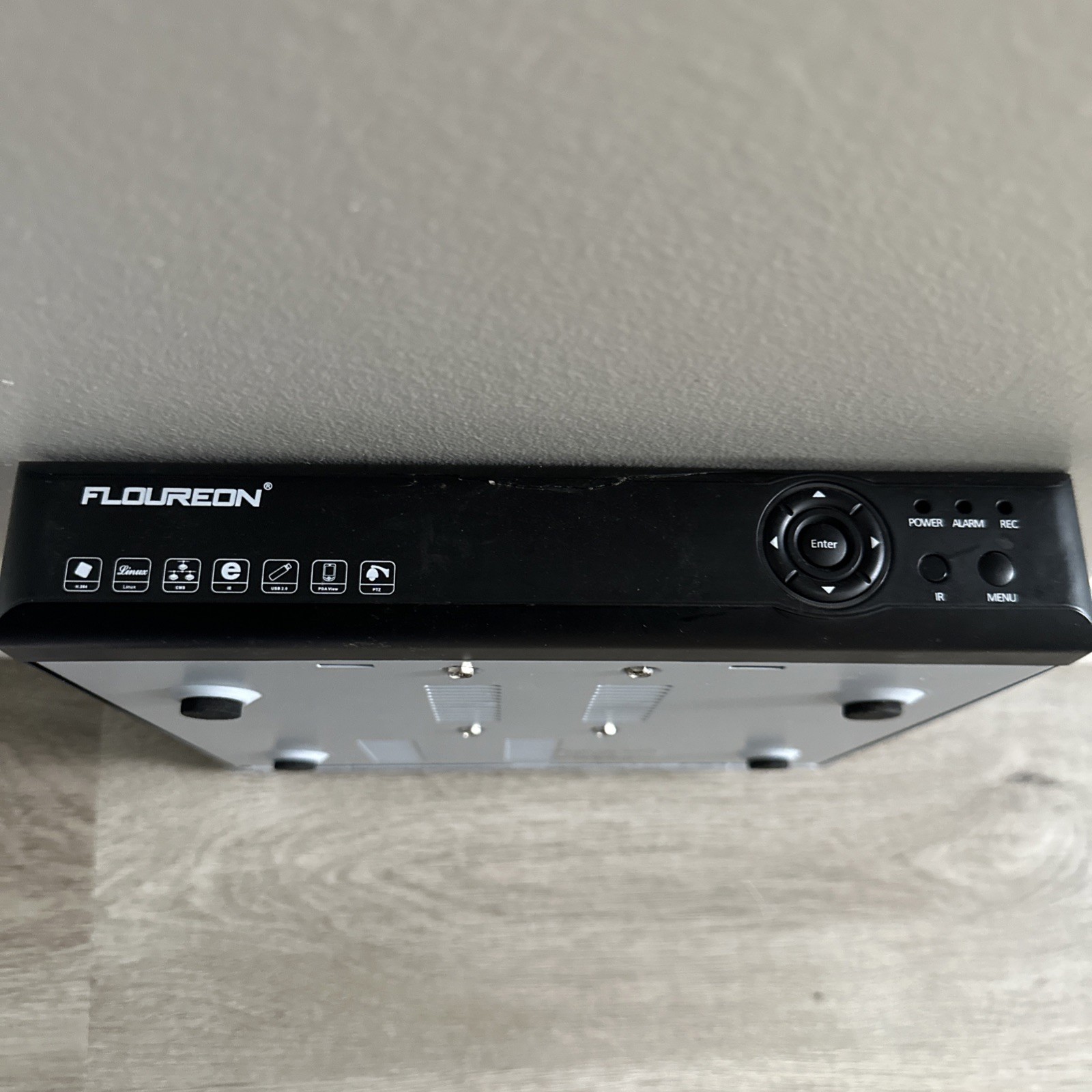 Floureon Smart CCTV DVR 8 Channel HD 1080P Digital Video Recorder D2004H