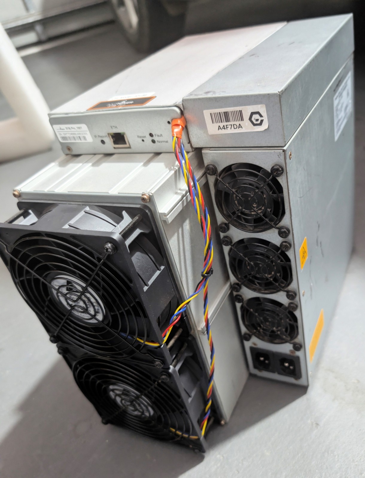 Bitmain Antminer S19J Pro 100Th/s Bitcoin (BTC) miner
