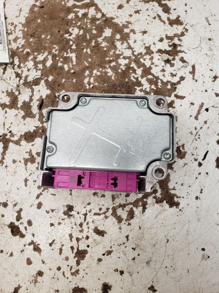 2011-2012 Dodge Caliber Control Module Front Seat Mounted ab OEM 1416168