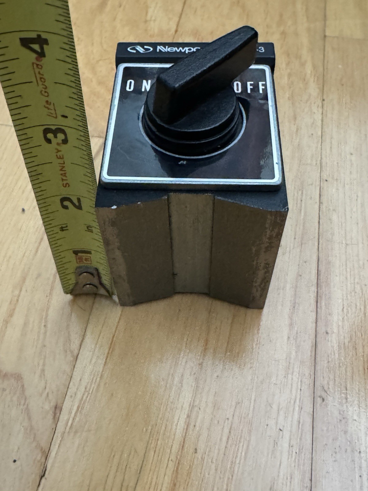 Newport MB-3 Compact Magnetic Base