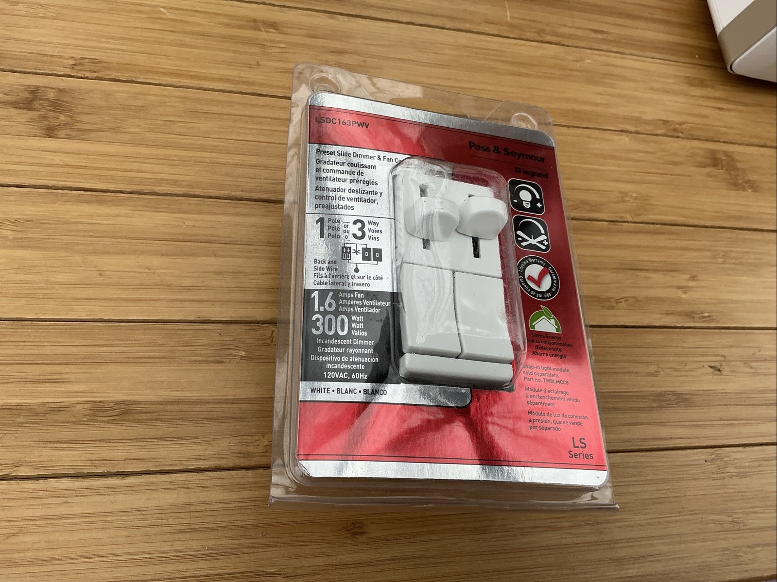 Pass & Seymour LSDC163PWV 300W Dual Control Slide Fan Control & Light Dimmer