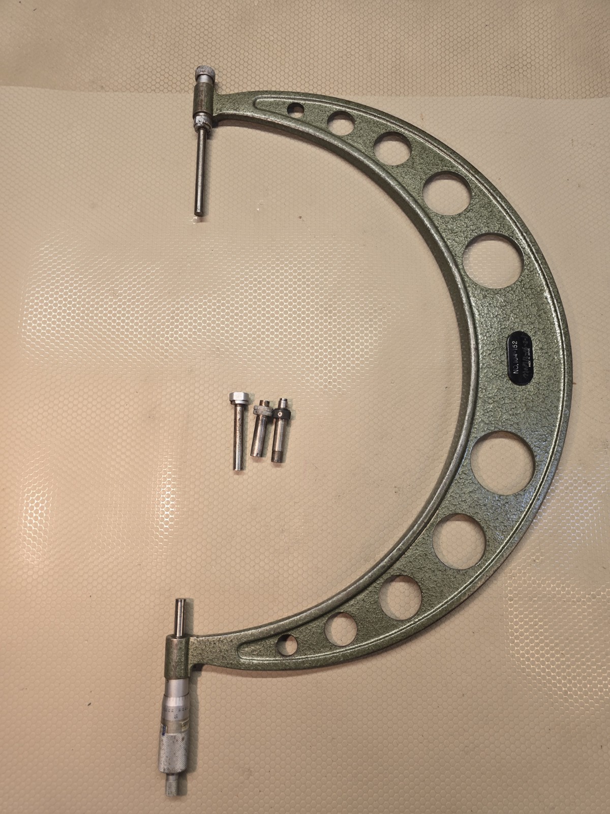 Mitutoyo No. 104-152 12-16" .001" Outside Mechanical Micrometer