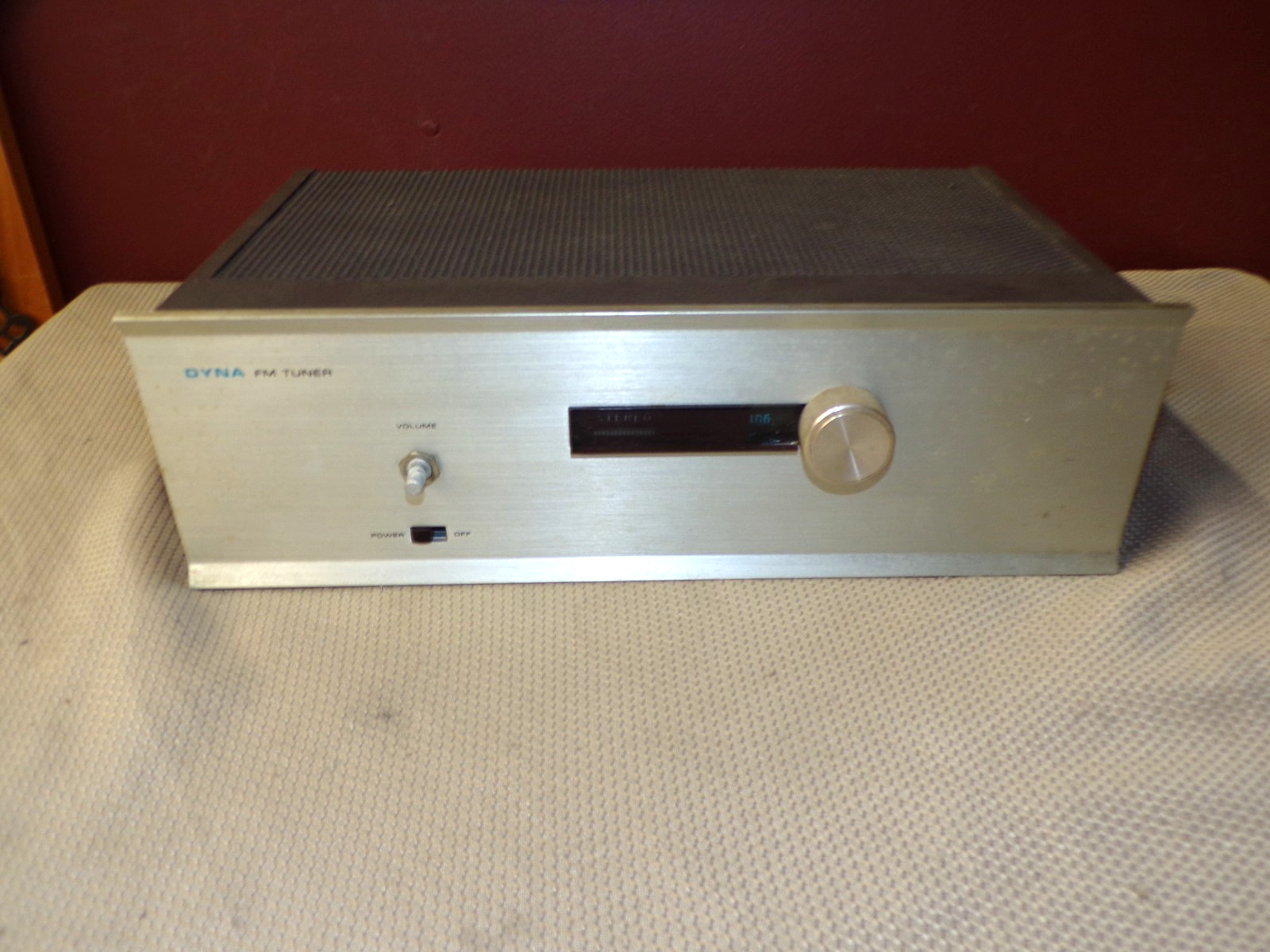 Vintage Dynaco FM-3 TUBE Stereo FM TUNER ~ Powers On ~ UNTESTED !