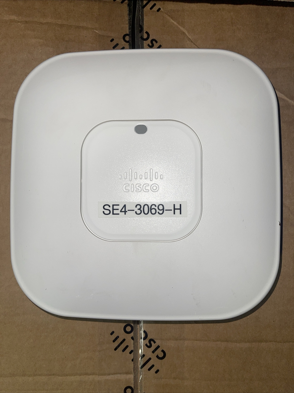 Cisco WiFi 3600 Series Access Point  with bracket