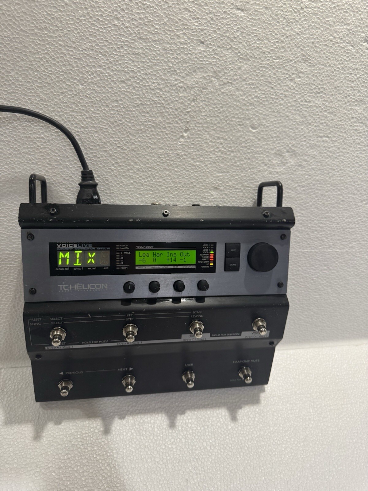 TC HELICON Voicelive Harmony Correction Effects Vocal Processor
