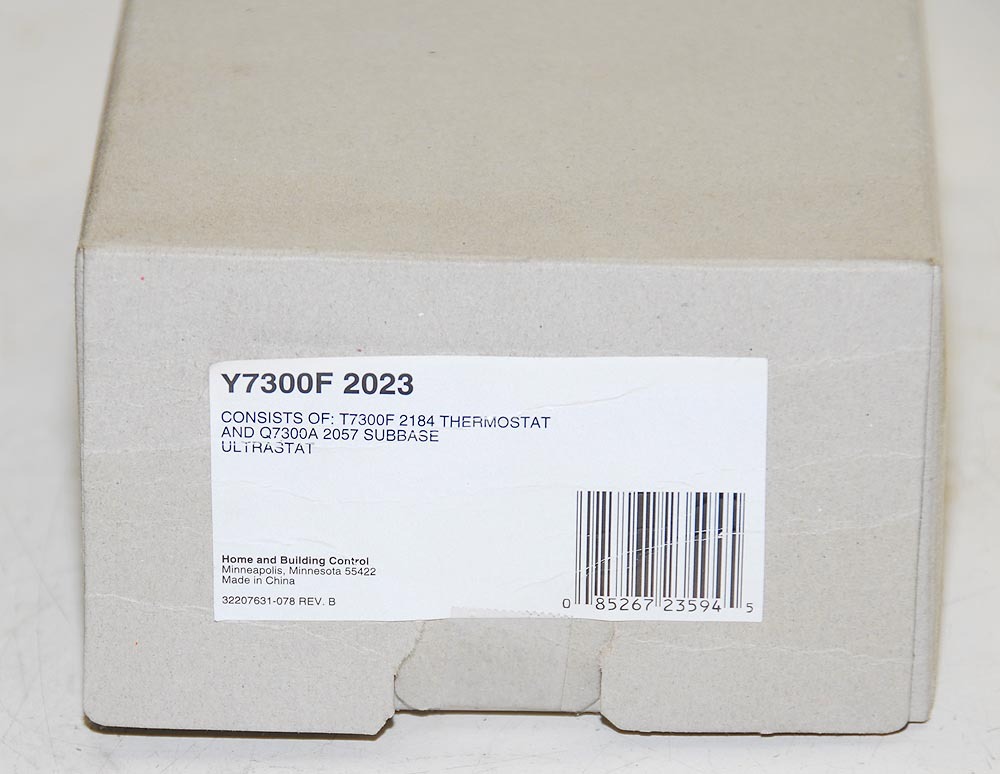 Honeywell Y7300F 2023 Thermostat Ultrastat & Base NEW in BOX!