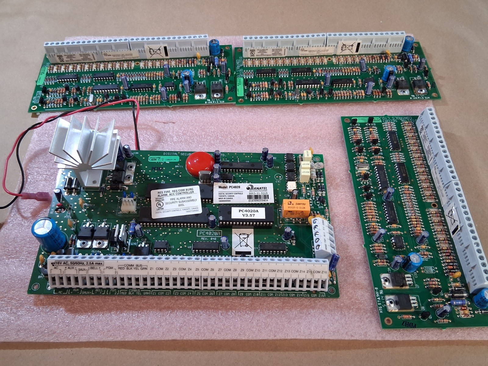 DSC MAXSYS PC4020 Power Series PC4020PCB Boards V 3.57 PC4020A