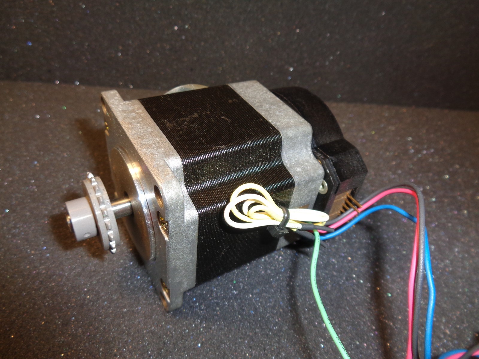 VEXTA PK266-01B Dual Shaft Stepper Motor 1/8" Step W/E3-2500-250IDDB Encoder