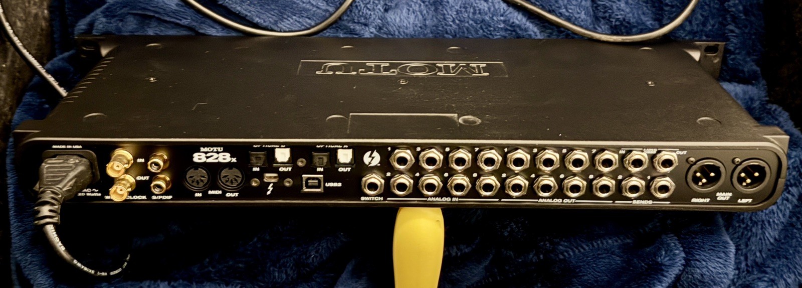 MOTU 828x Thunderbolt / USB 2.0 Audio Interface