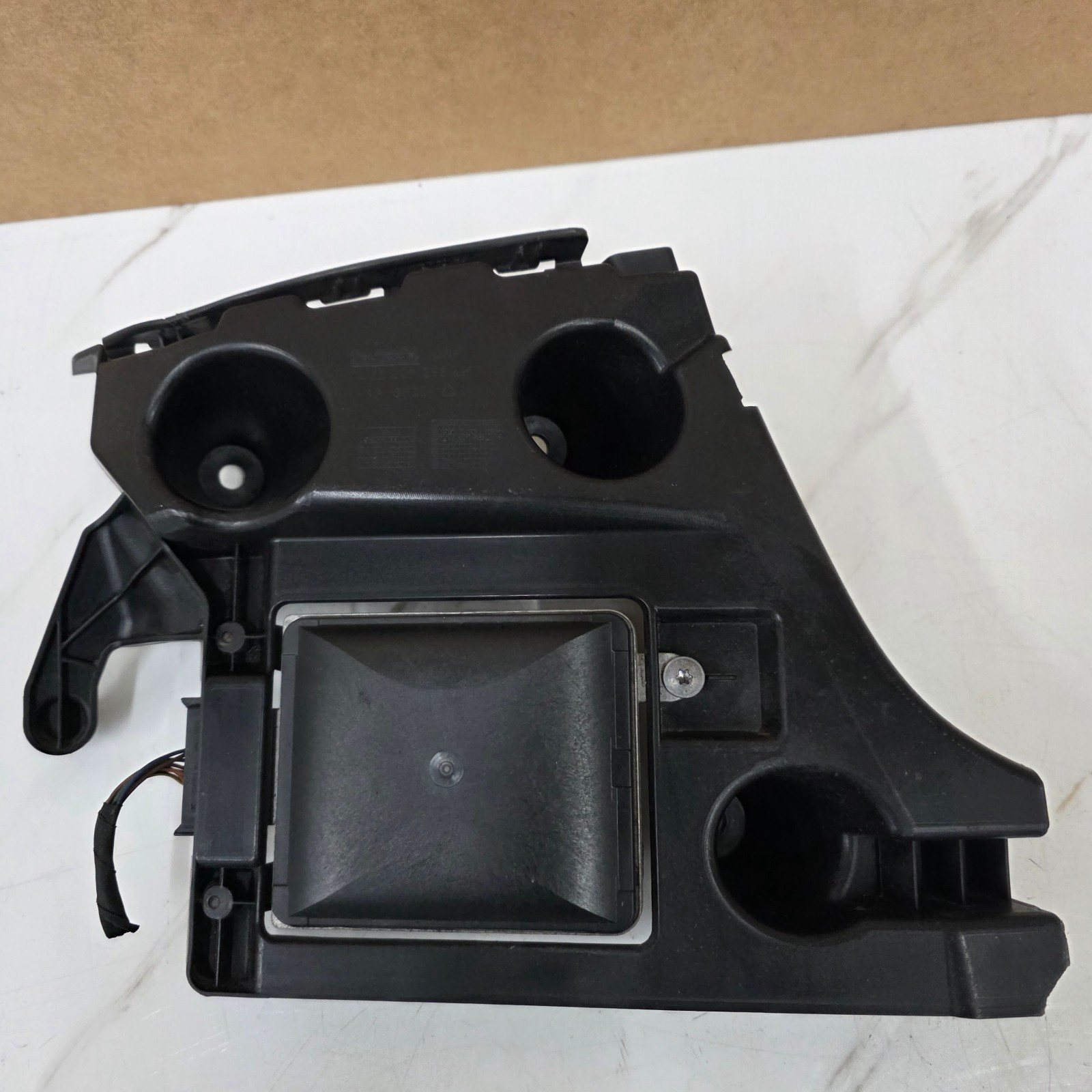 12-18 Audi A6 S6 RS7 Side Assist Blind Spot Radar Sensor w/ Bracket 4G0907568D