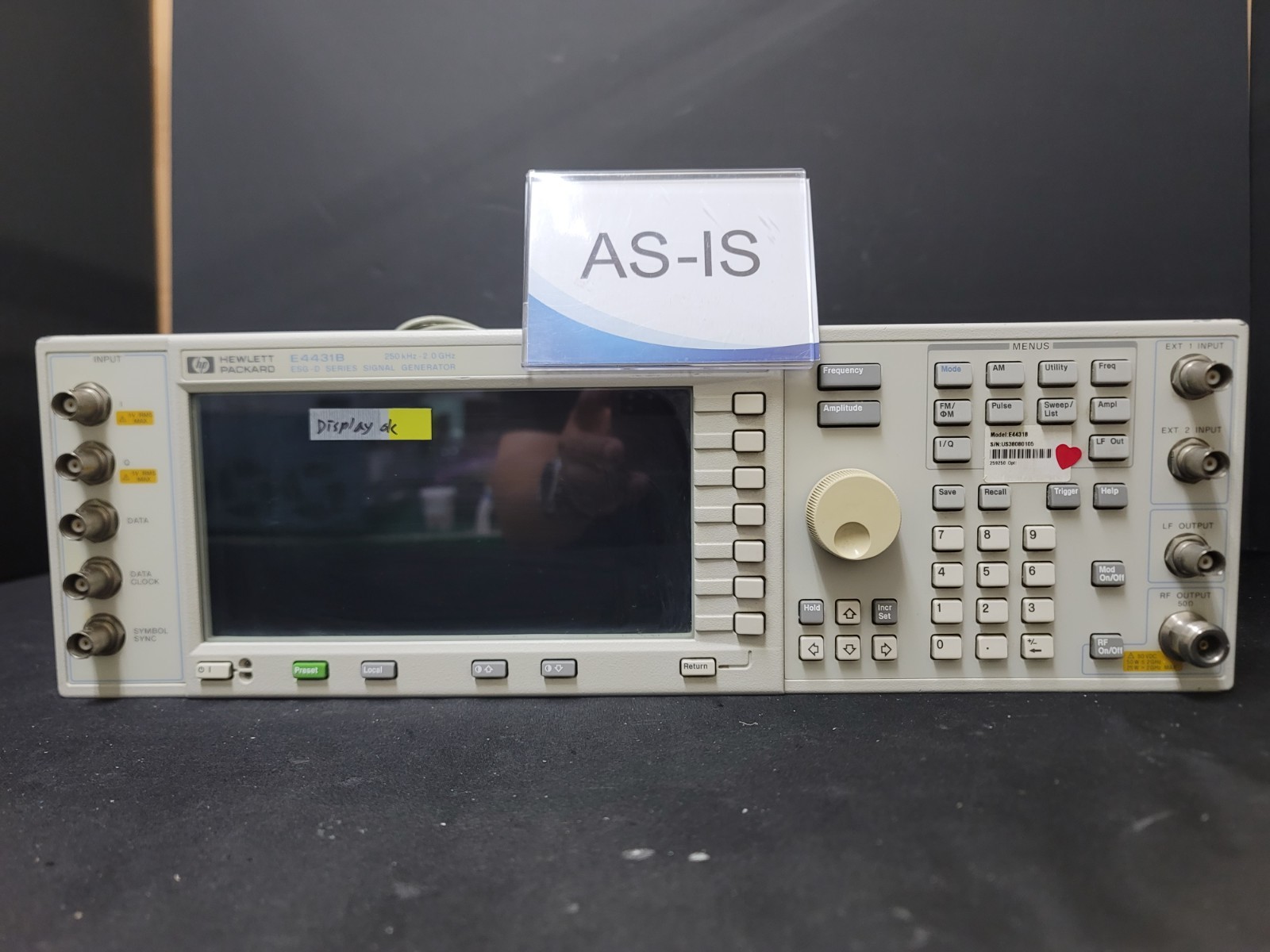 Agilent E4431B 250kHz - 2Ghz front panel , As-Is (0105)