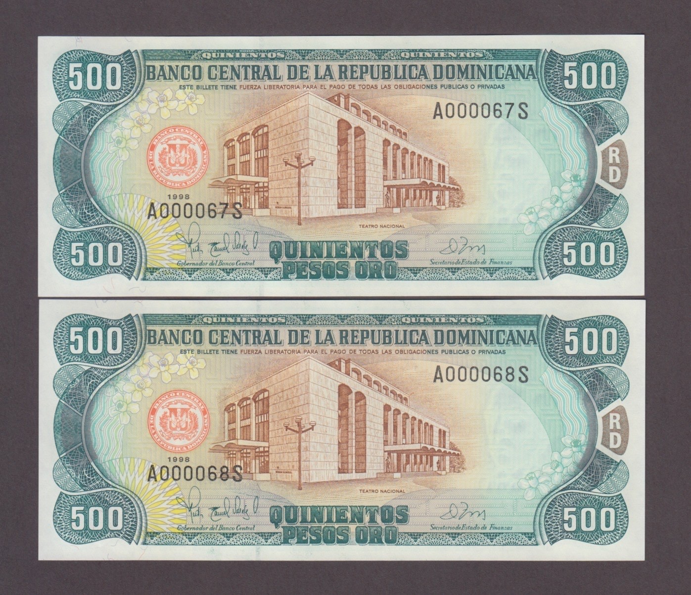 DOMINICAN REPUBLIC P.157c 067-068 500 PESOS ORO 1998 A-S CRISP UNC WE COMBINE