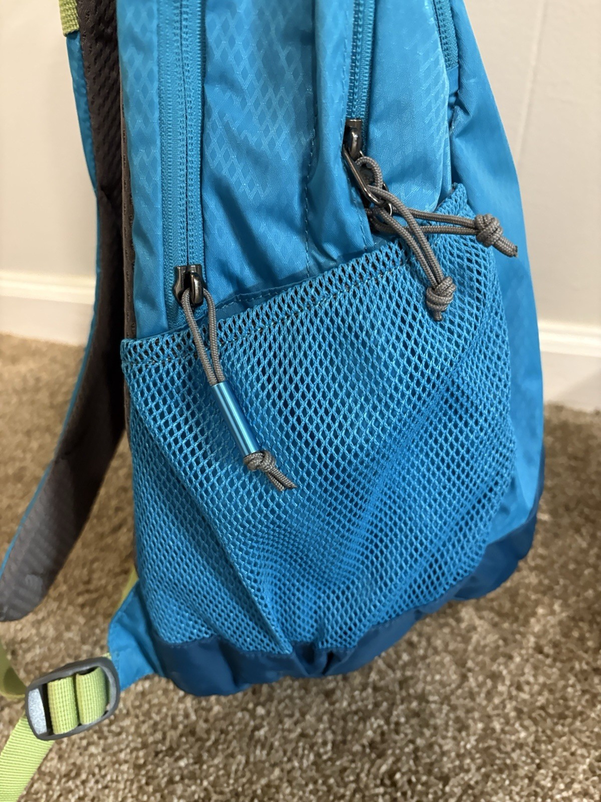 Camelbak Daystar Backpack Blue Gray Hiking Backpack-2 Compartments No Bladder