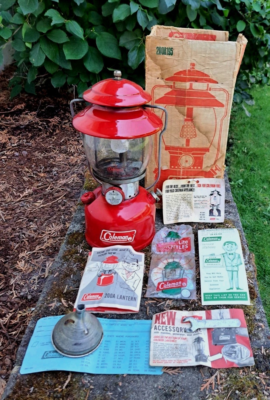 VTG 11/68 Red Coleman 200A195  Lantern Box Papers Accessories Untested Ex Clean