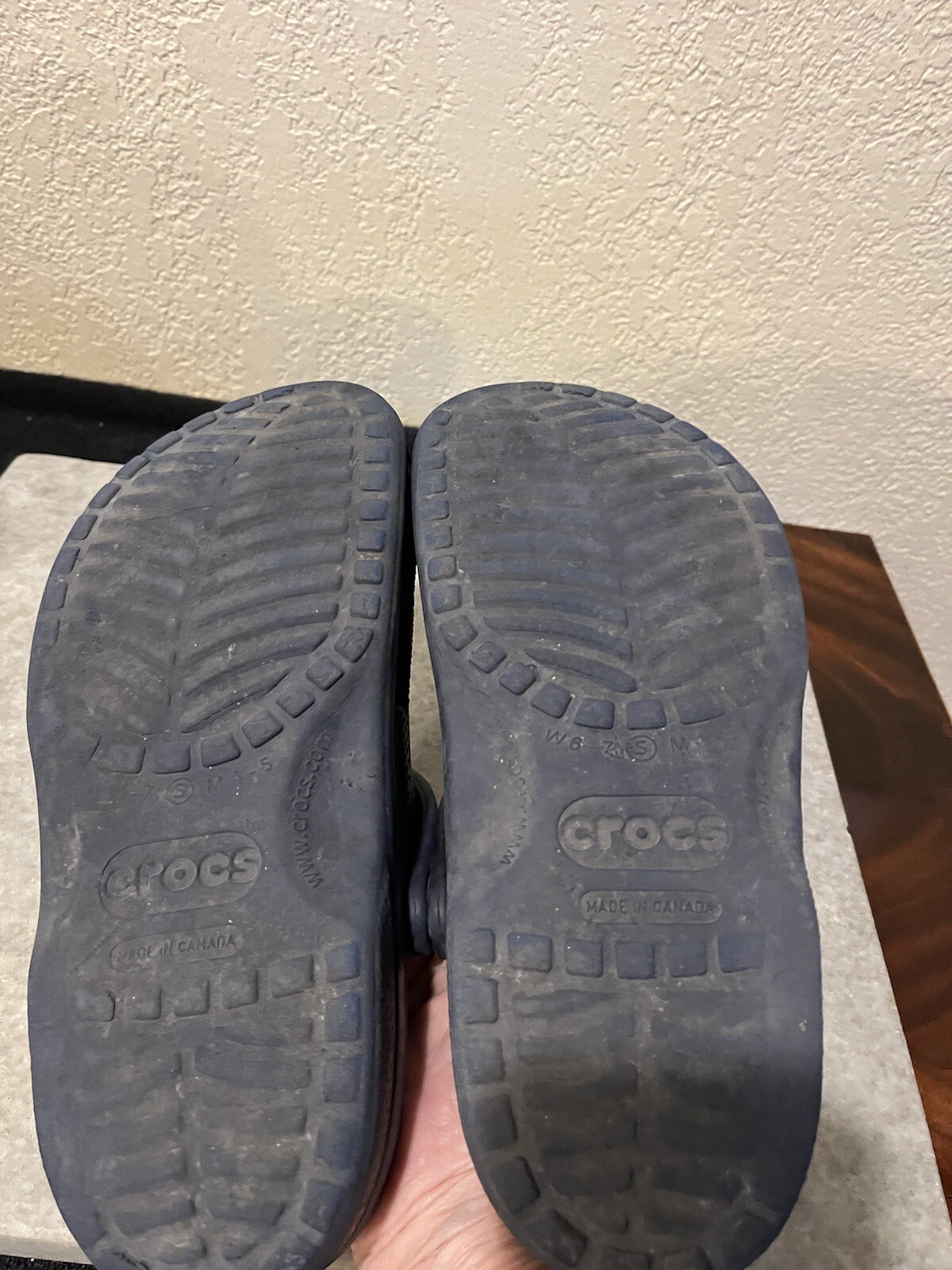 Crocs Men Men’s 4-5 Women’s 6-7