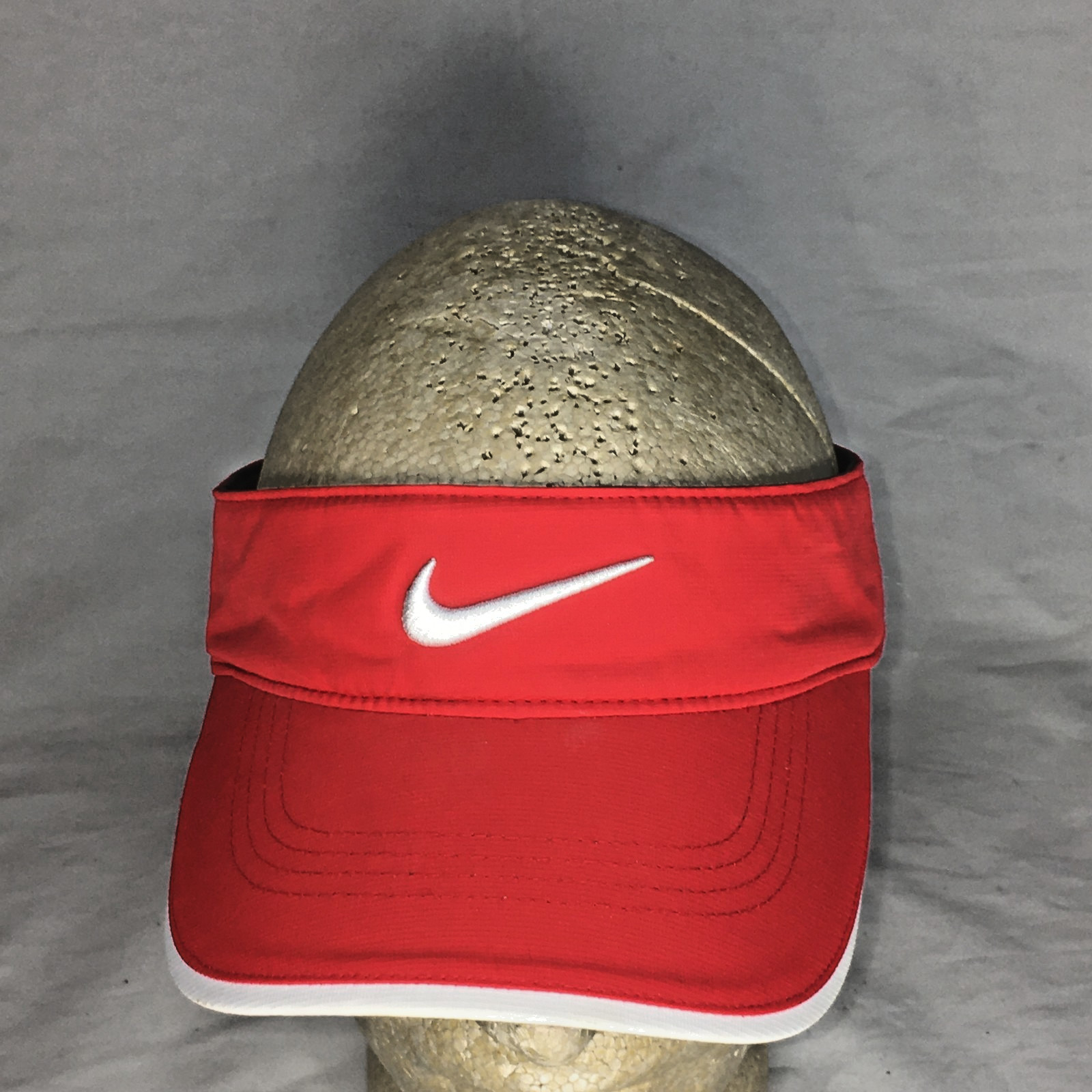 Nike Golf VR 20XI Swoosh Logo Embroidered Adjustable Athletic Visor Red Hat