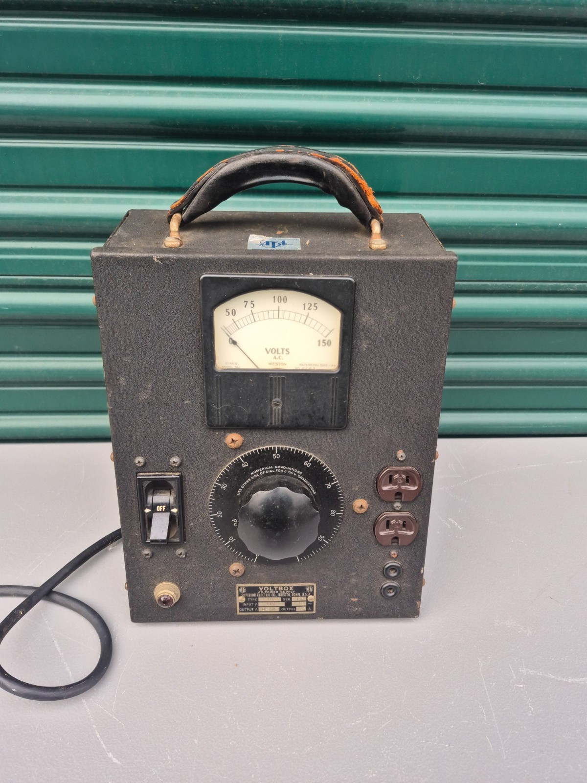 Superior Electric Type U-1000 Voltbox Adjustable AC Power Supply 0-135V 7.5A