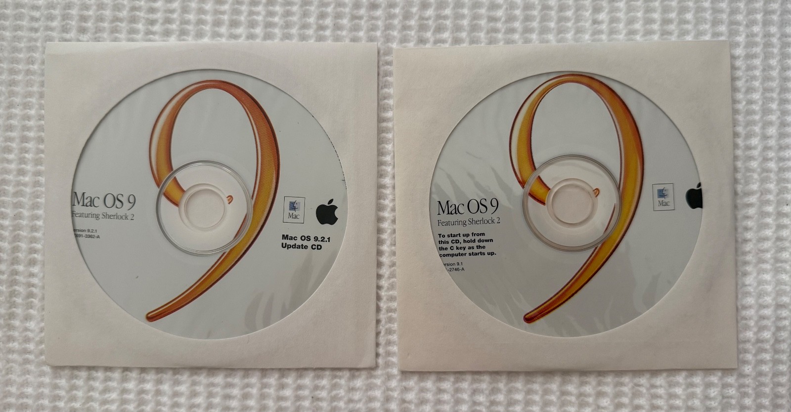 Mac OS 9.1 CD & Mac OS 9.2.1 update CD Macintosh Operating System English