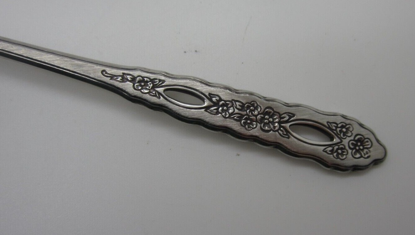 Choice  Oneida  Deluxe Stainless Flatware Proposal Pattern Free Ship