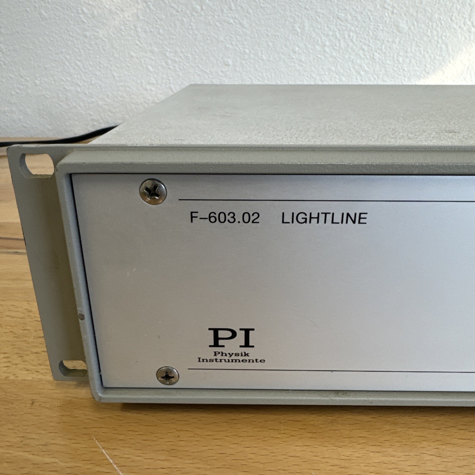 physik instrumente f-603.02 lightline