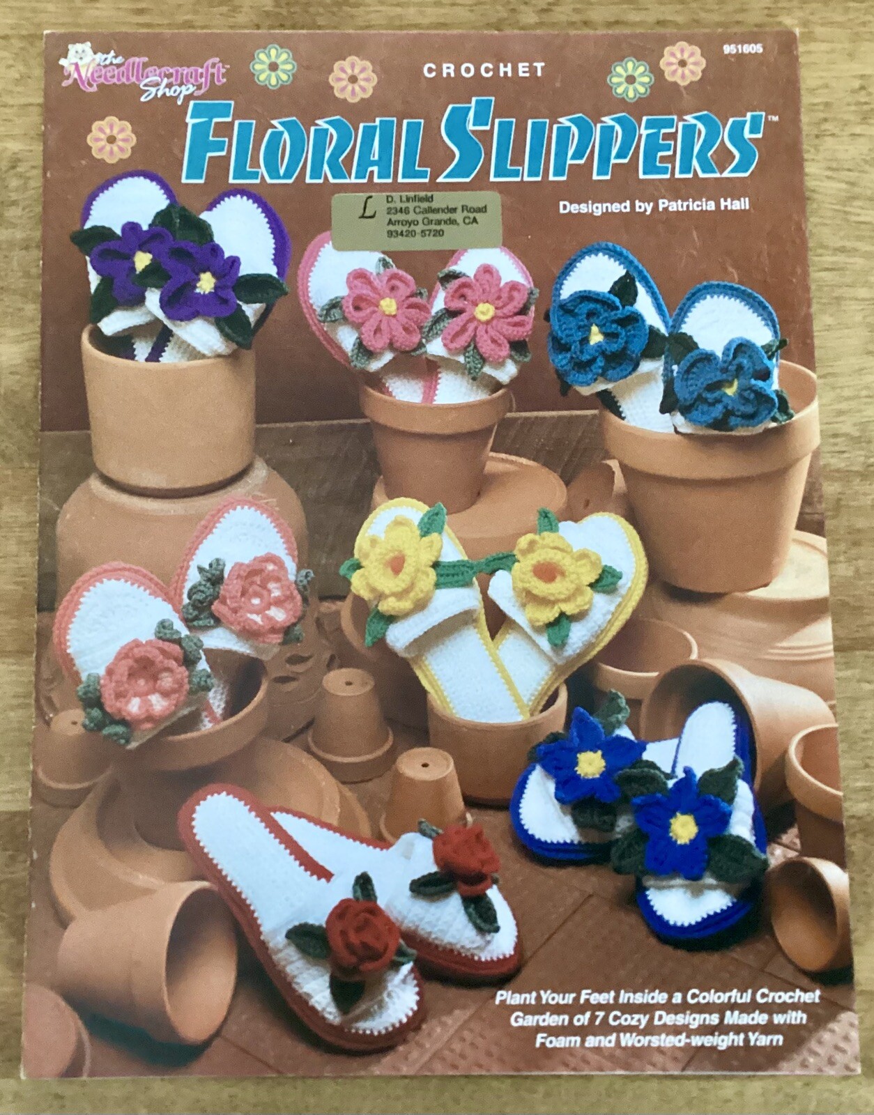 1995 NEEDLECRAFT SHOP BOOKLET Floral Slippers Crochet Patterns #95/605