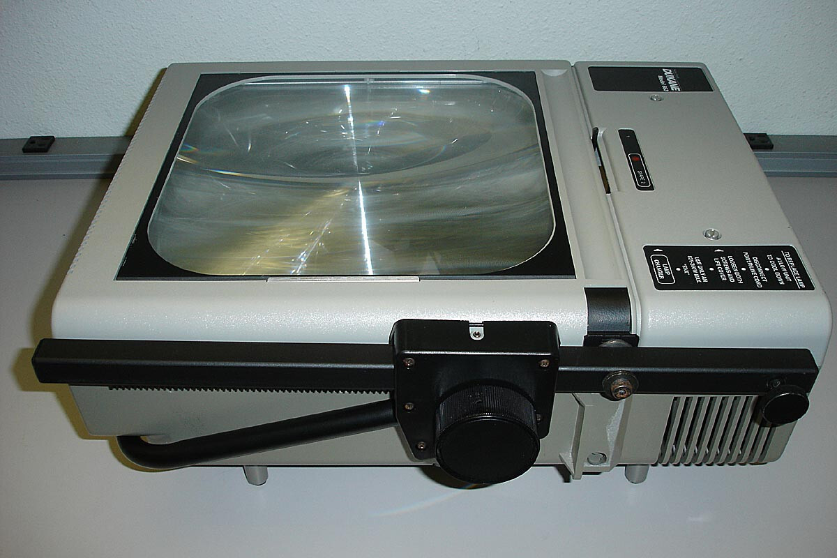 DuKane 663 Overhead Projector Mod 28A663 - 360 Watts - Excellent Condition