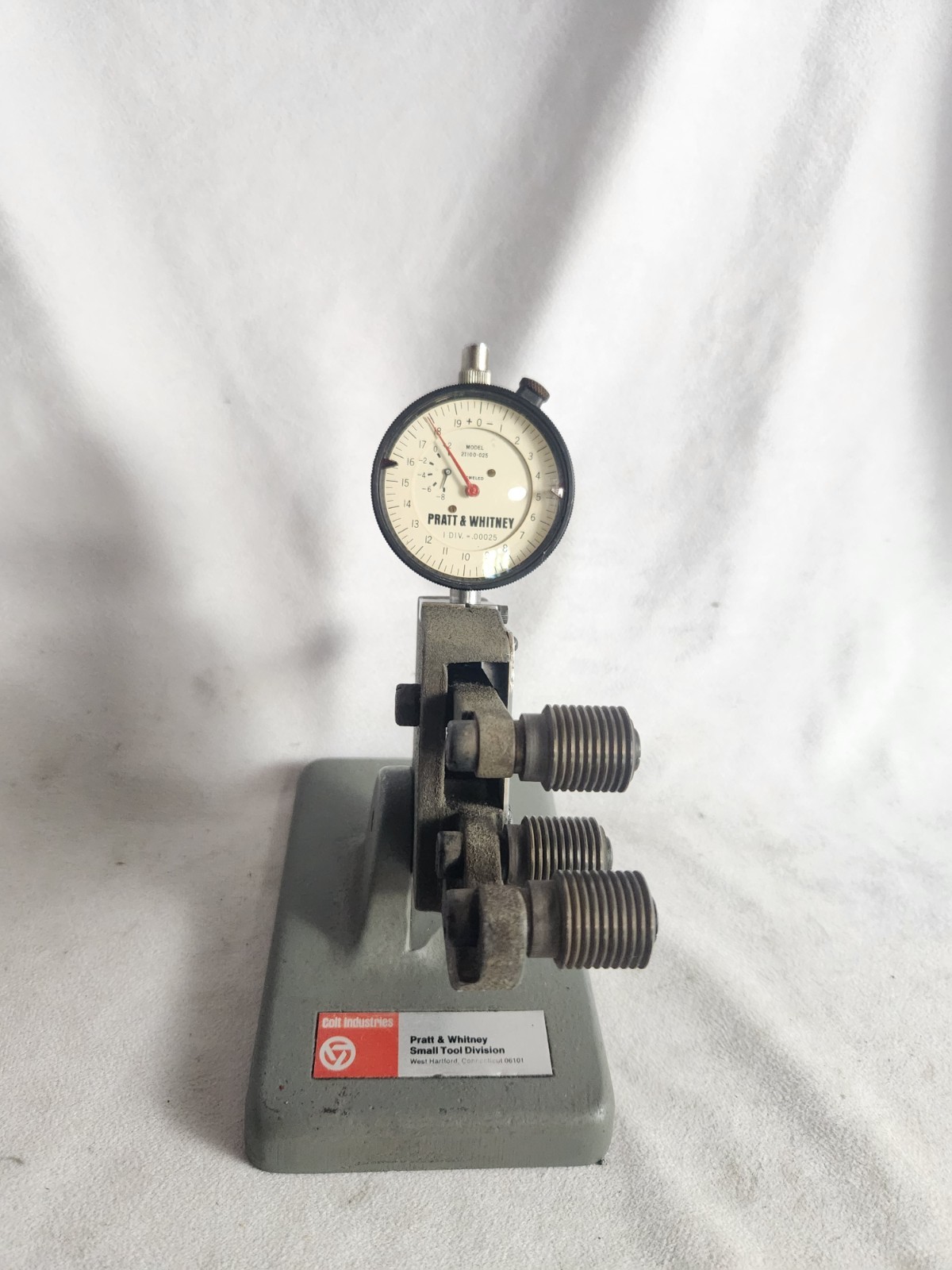 Pratt and Whitney Tri Roll Thread Comparator  Frame No. 6 W/ Rolls 1-14