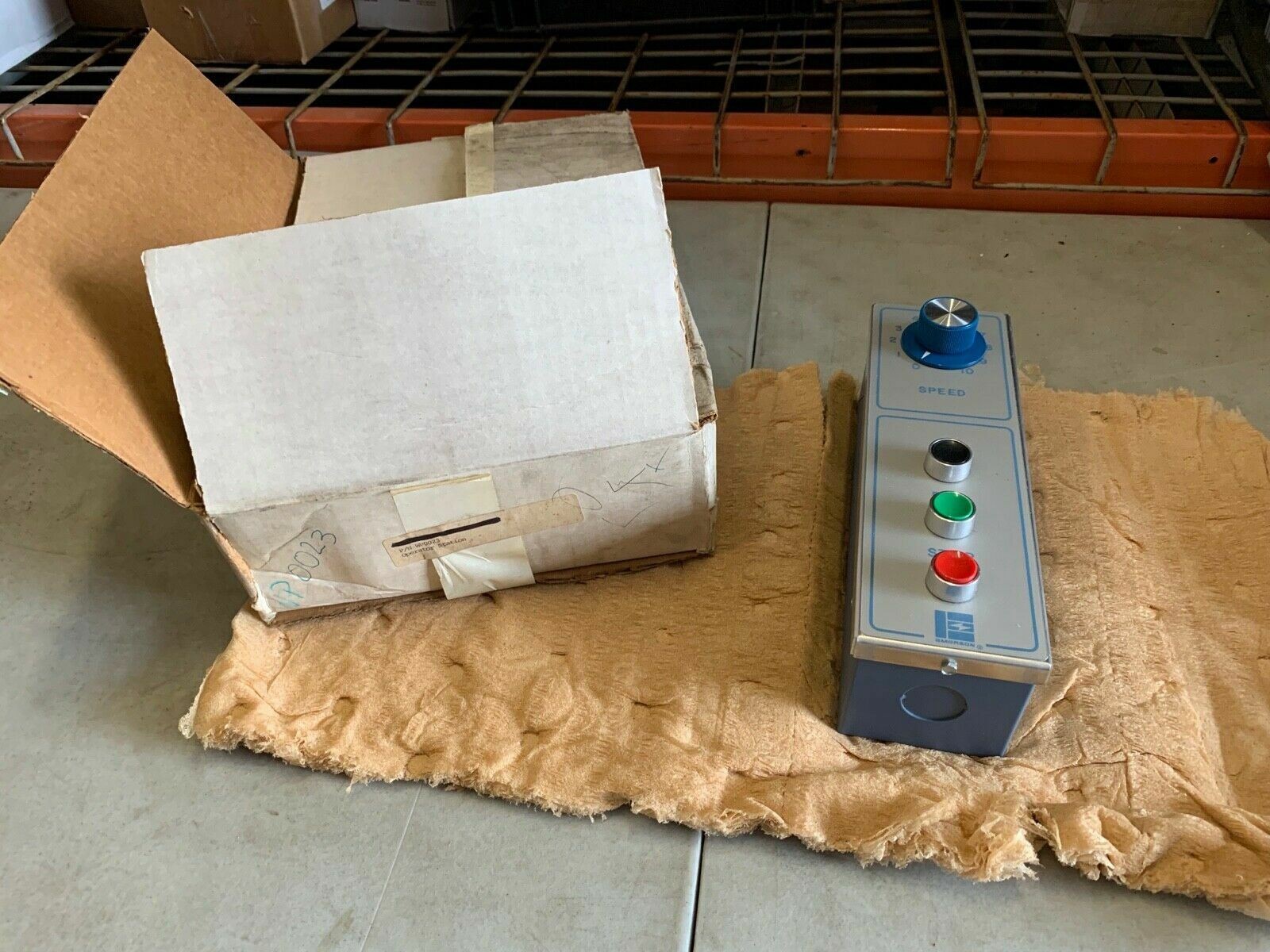 1x NEW Emerson Operator Control Station, Run Stop Jog Speed, 0895-8001, WP0023