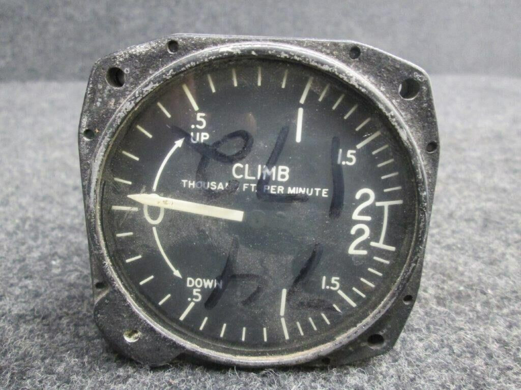 AC-135-3 Karnish Vertical Speed Indicator (Good Condition)
