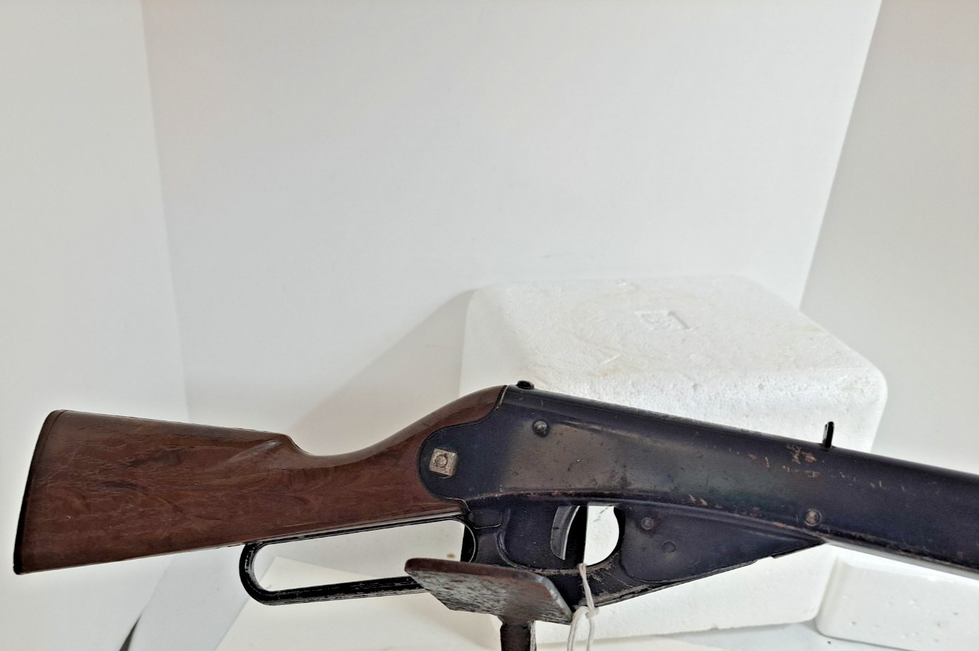 Vintage Daisy  Heddon Model 102 BB Air Gun Rifle - Rogers AR reg no l68.8135