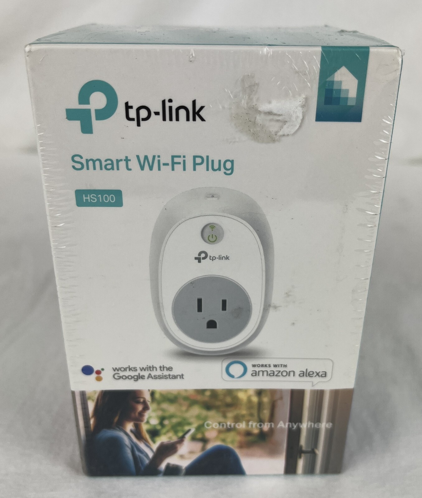 TP-Link HS100 Wi-Fi Smart Plug Works with Kasa Mobile App (Apple and Android)