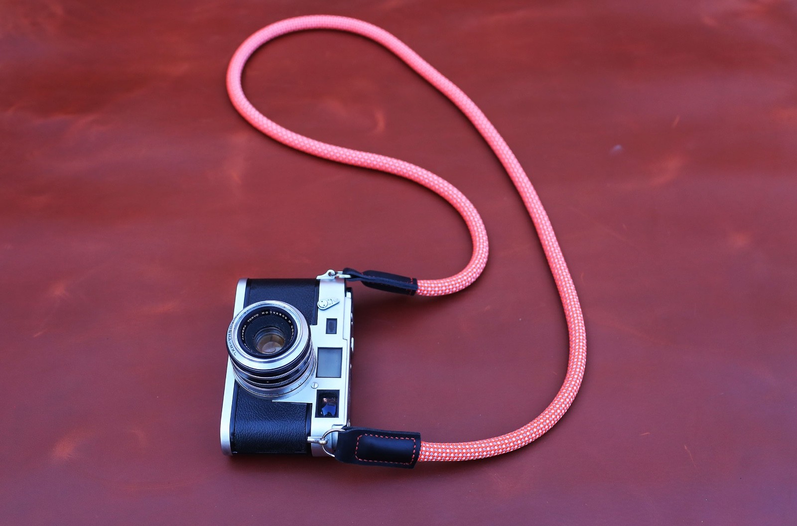 Spotted Climbing Rope Camera Strap | Crimson & Ash Grey
