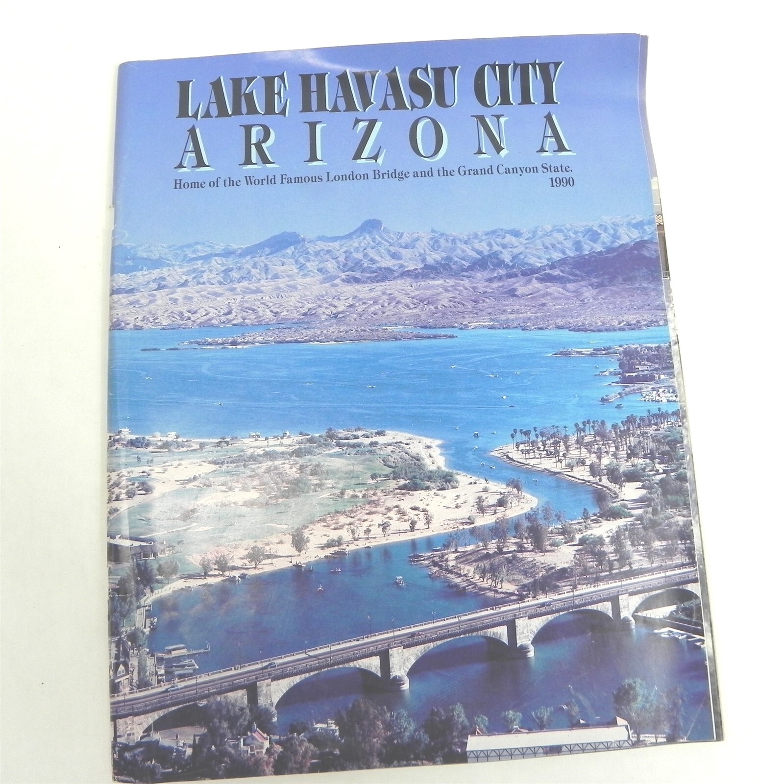 VINTAGE 1990 LAKE HAVASU CITY ARIZONA TRAVEL GUIDE BOOK HISTORY HOSPITALITY