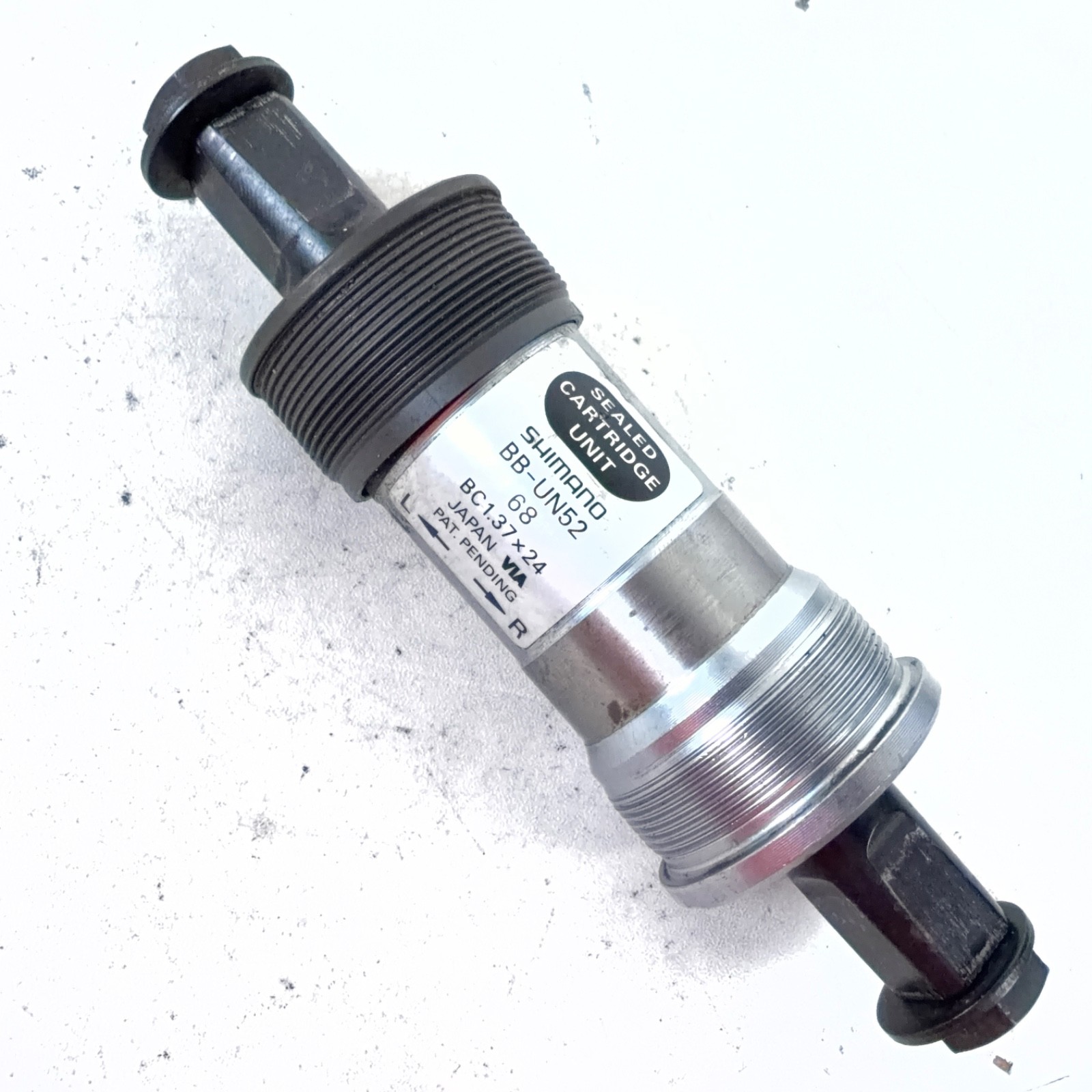 Shimano Sealed Cartridge Bottom Bracket English Thread 68x123mm Triple BB-UN52