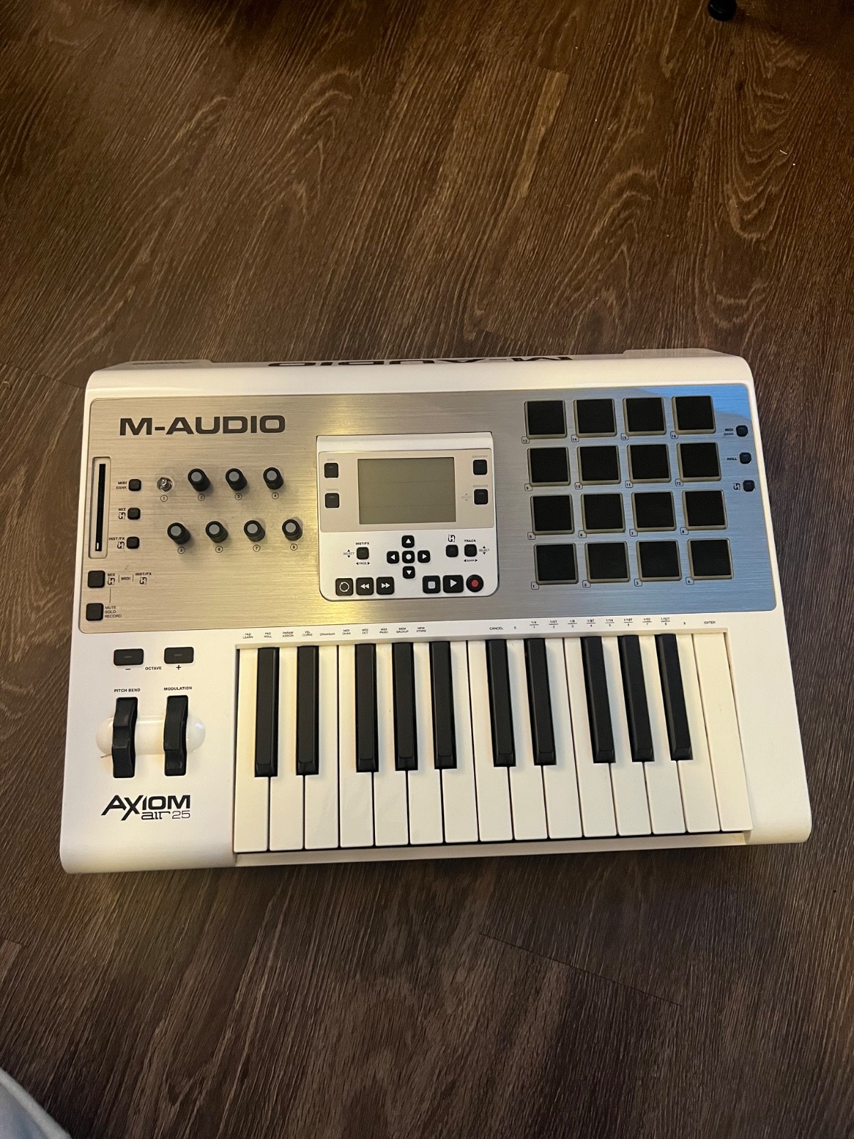 M-Audio Axiom AIR 25 USB MIDI Keyboard Controller