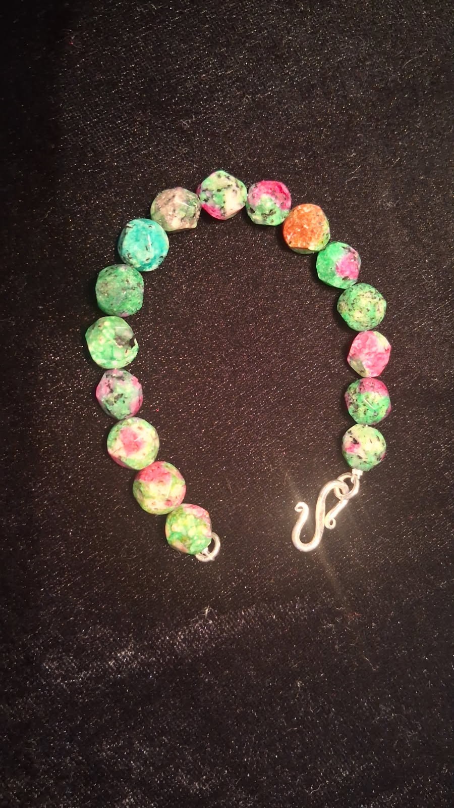 BRACELET-Precious Gems   Ruby Zozite  (See Descriptiion)